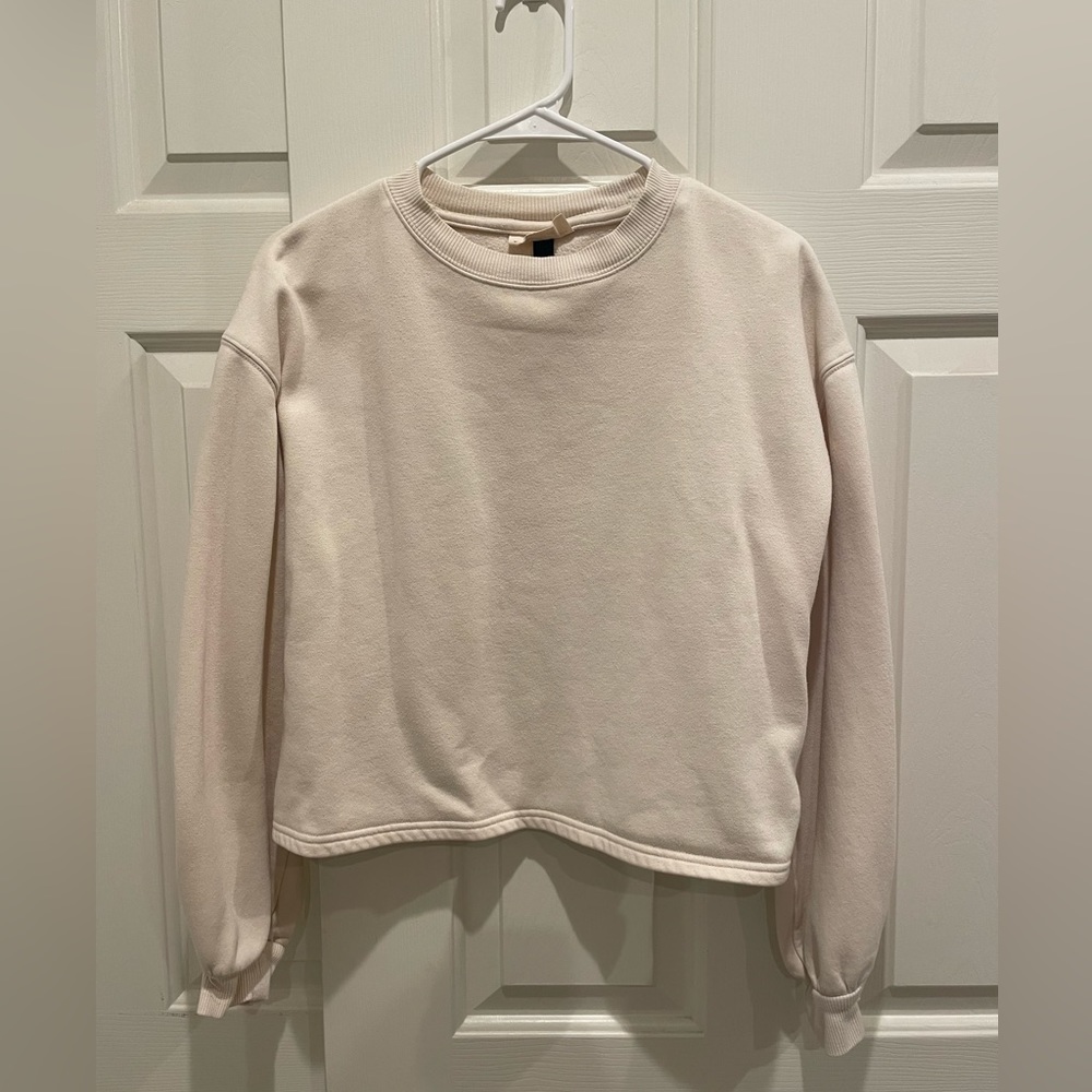 women’s cream cropped crew neck - M